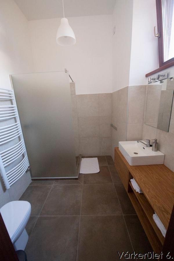 Varkeruelet 6 Apartman Sárvár 外观 照片